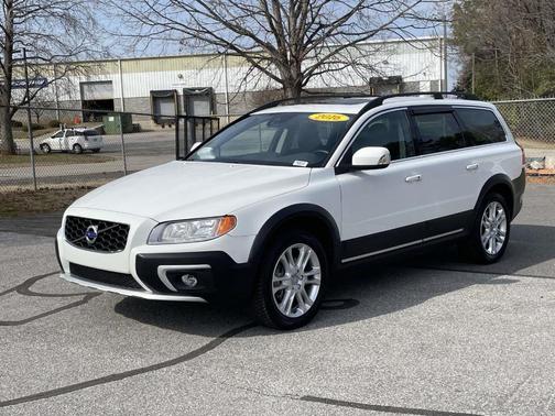 2016 Volvo XC70 T5 Drive-E Premier