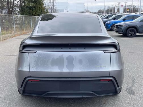 2026 Tesla Model Y Long Range