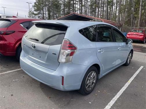 2015 Toyota Prius v Two
