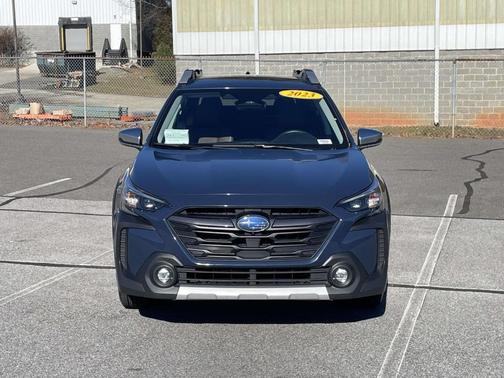 2023 Subaru Outback Touring XT