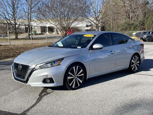 2020 Nissan Altima 2.0 Platinum