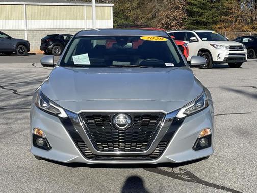 2020 Nissan Altima 2.0 Platinum