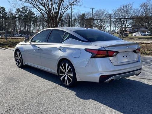 2020 Nissan Altima 2.0 Platinum