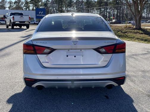 2020 Nissan Altima 2.0 Platinum