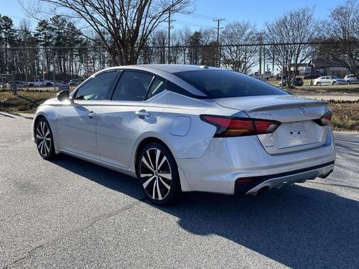 2020 Nissan Altima 2.0 Platinum