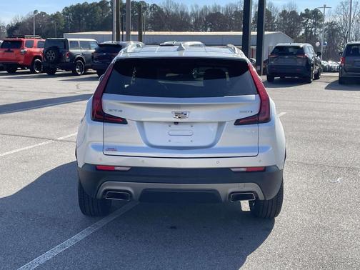 2020 Cadillac XT4 Premium Luxury