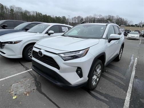 2024 Toyota RAV4 XLE Premium