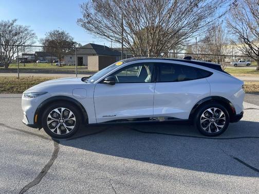 2022 Ford Mustang Mach-E Premium