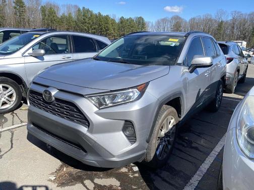 2019 Toyota RAV4 XLE Premium