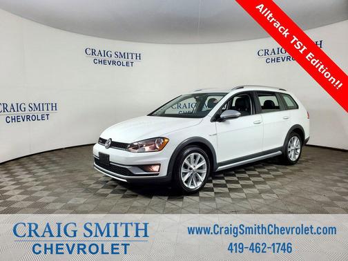 2017 Volkswagen Golf Alltrack TSI S