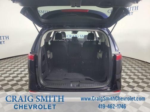 2024 Kia Carnival LX