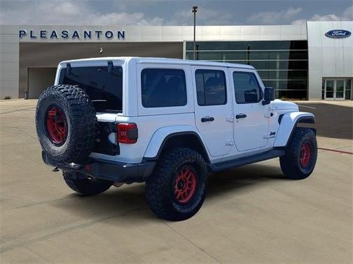 2021 Jeep Wrangler Unlimited Sahara Altitude