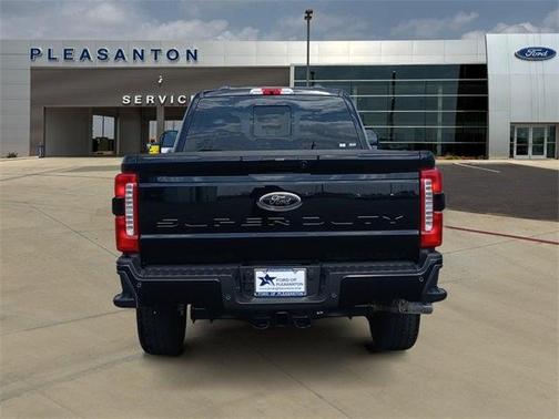 2026 Ford F-350 Lariat Super Duty