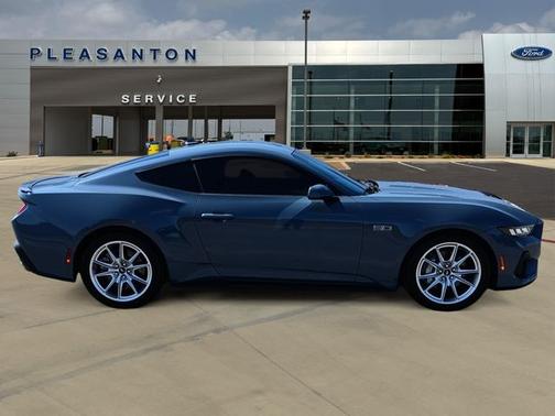 VAPOR BLUE METALLIC 2025 Ford Mustang GT PREMIUM