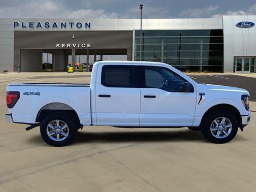 OXFORD WHITE 2025 Ford F-150 XLT