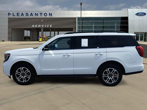 OXFORD WHITE 2025 Ford Expedition ACTIVE
