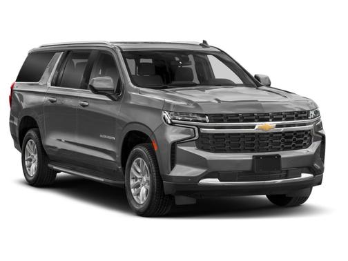 2023 Chevrolet Suburban LS