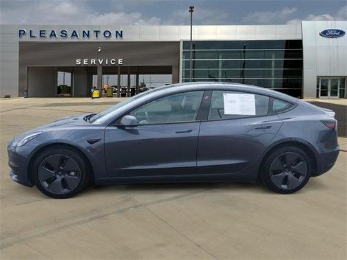 2023 Tesla Model 3 Base