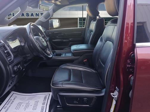 Delmonico Red Pearlcoat 2022 RAM 1500 LIMITED