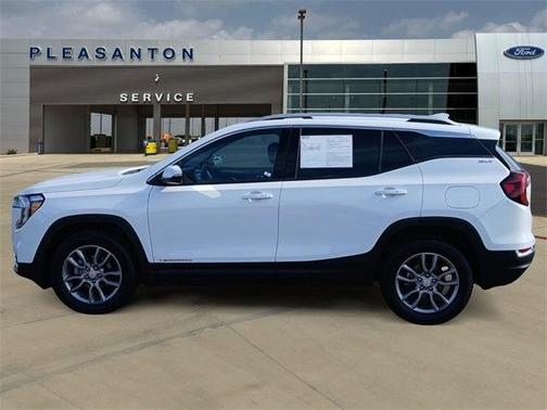 2024 GMC Terrain SLT