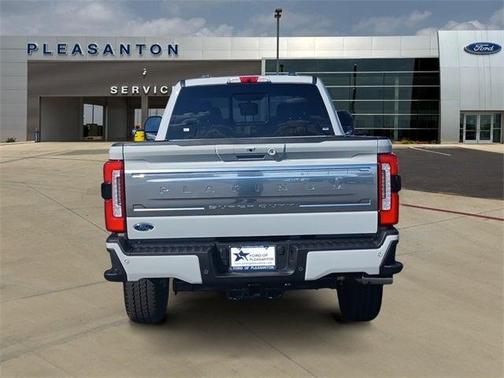 2026 Ford F-350 Platinum