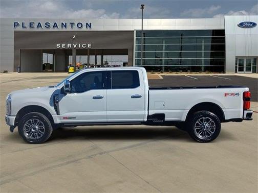 2026 Ford F-350 Platinum