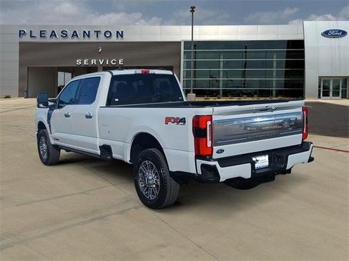 2026 Ford F-350 Platinum
