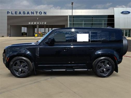 2025 Land Rover Defender P500 X-Dynamic SE