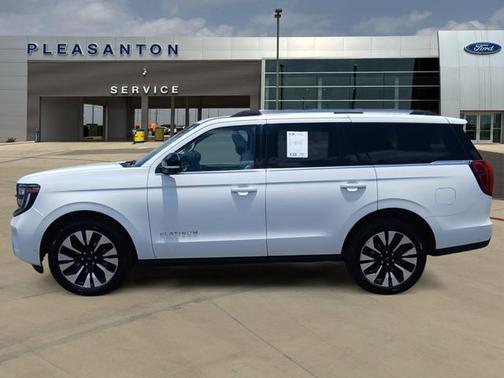 OXFORD WHITE 2025 Ford Expedition PLATINUM