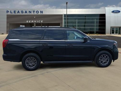 AGATE BLACK METALLIC 2025 Ford Expedition ACTIVE