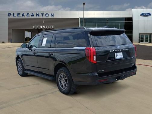 AGATE BLACK METALLIC 2025 Ford Expedition ACTIVE