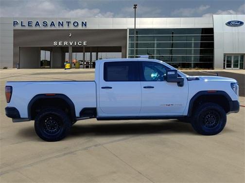 2024 GMC Sierra 2500 AT4X