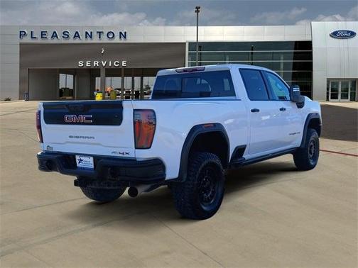 2024 GMC Sierra 2500 AT4X