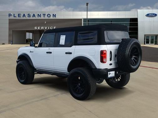OXFORD WHITE 2023 Ford Bronco BIG BEND