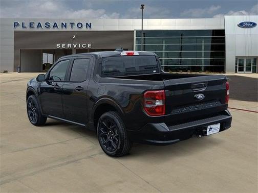 2025 Ford Maverick Lobo Standard