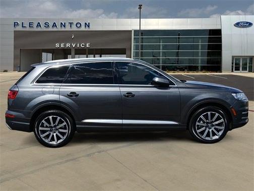 2019 Audi Q7 55 Premium Plus