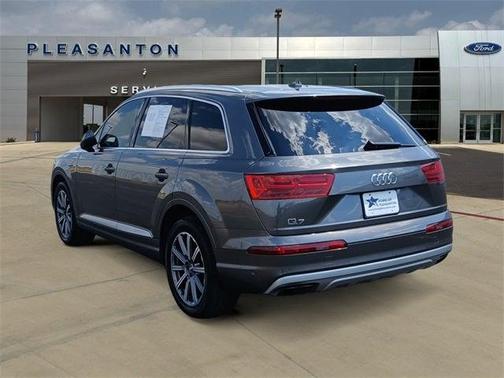 2019 Audi Q7 55 Premium Plus