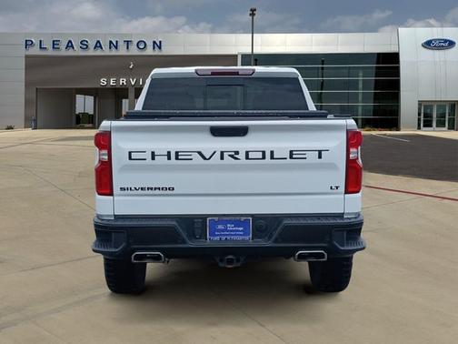 Summit White 2024 Chevrolet Silverado 1500 LT TRAIL BOSS