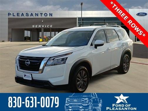 2022 Nissan Pathfinder S