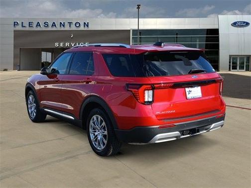 2025 Ford Explorer Platinum