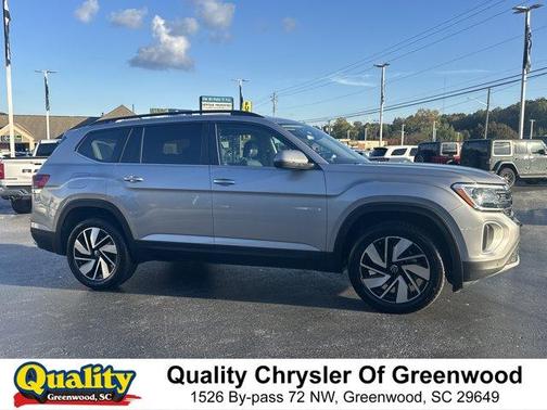 Silver Mist Metallic 2025 Volkswagen Atlas 2.0T SE w/Technology