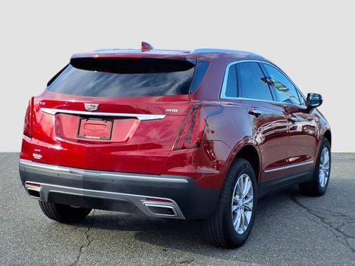 2022 Cadillac XT5 Premium Luxury