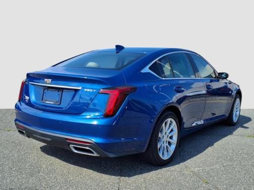 2022 Cadillac CT5 Luxury AWD
