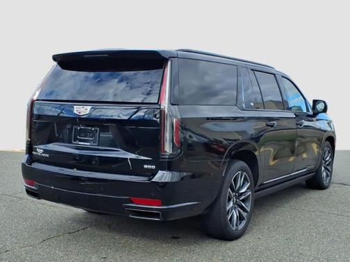 2023 Cadillac Escalade ESV Sport