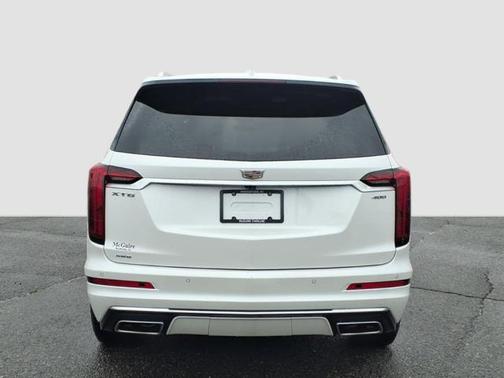 2023 Cadillac XT6 Premium Luxury AWD