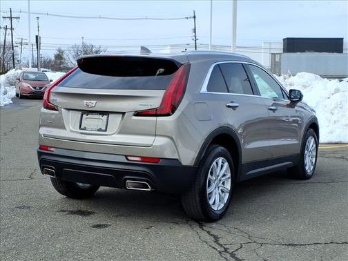 2023 Cadillac XT4 Luxury
