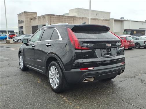 2023 Cadillac XT4 Luxury