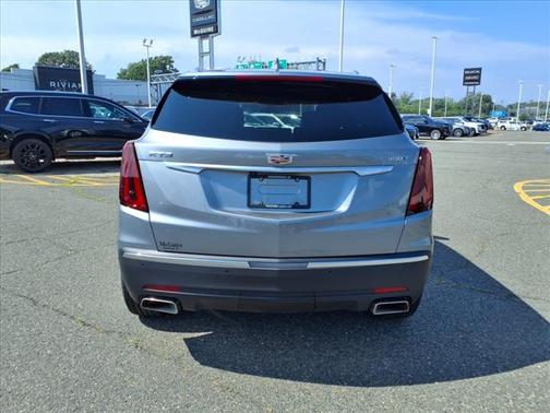 2024 Cadillac XT5 Luxury