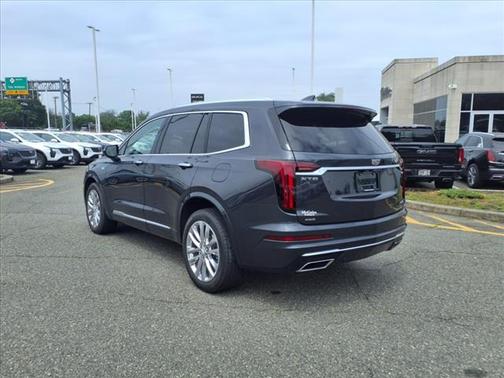 2022 Cadillac XT6 Premium Luxury AWD