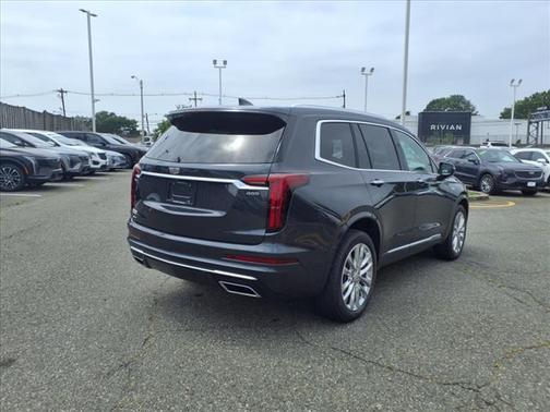 2022 Cadillac XT6 Premium Luxury AWD